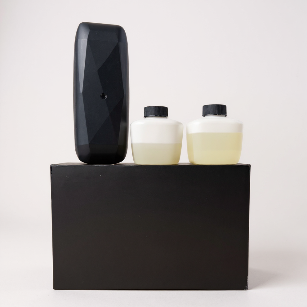The Diamond Wall Plug-in Diffuser [Black] – Crave Candles